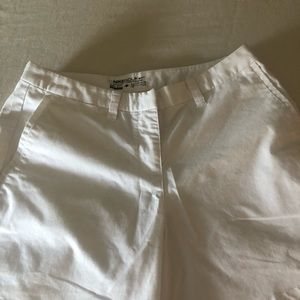 Nike golf white shorts size 4